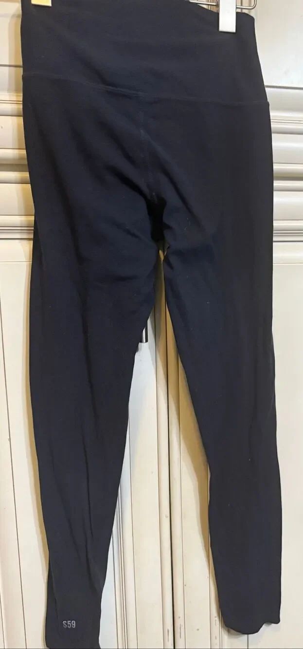 Splits59 Women's Pull-On High-Waisted Airweight Cropped Leggings Black Small